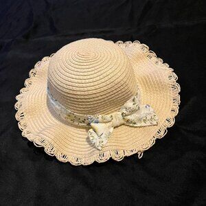 Women's Cream and Tan Hat